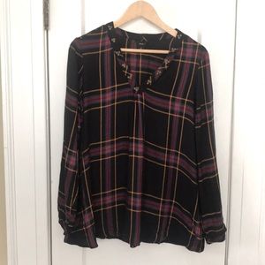 Black Plaid Long-sleeved Shirt by Intro